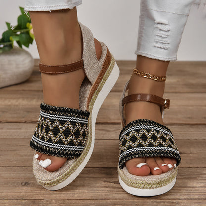Hohle Keilsandalen mit Knöchelriemen und Schnalle | Ideal für den Sommer