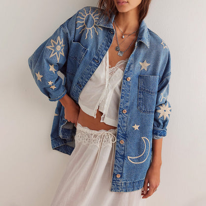 Locker Geschnittene Jeansjacke mit Stickerei für Damen | Ideal für Frühling und Herbst