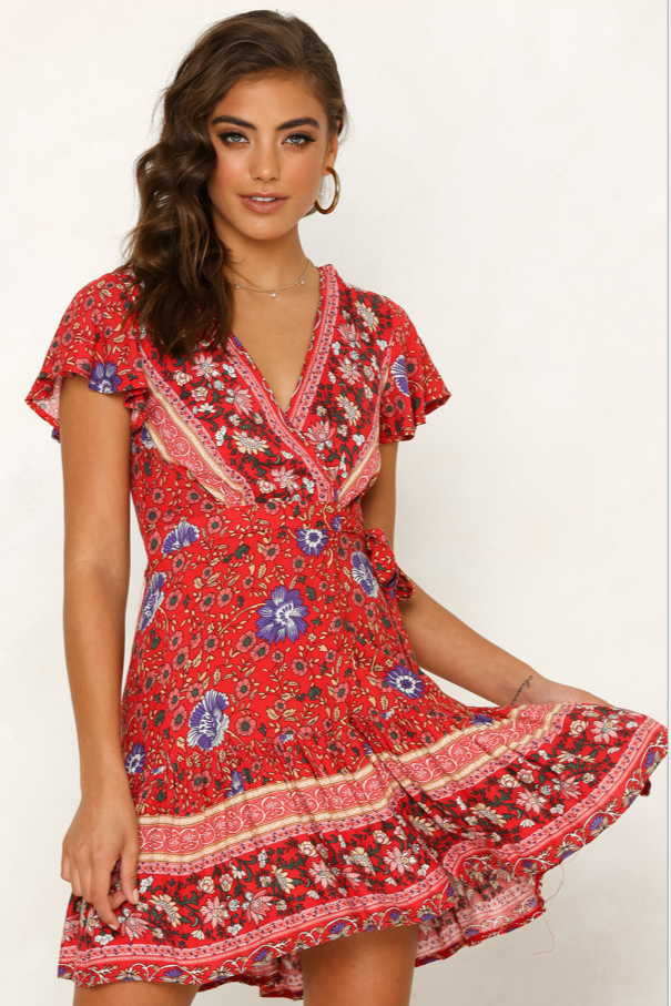 Bedrucktes V-Ausschnitt Kurzarm Kleid mit Hoher Taille und Unregelmäßigem Saum | Ideal für den Sommer