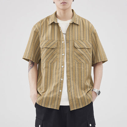Herren Seersucker Kurzarm-Cardigan mit Gestreifter Struktur | Ideal für den Sommer