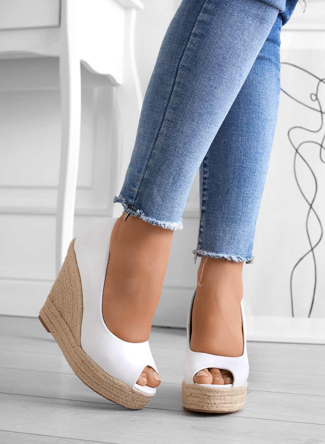 Wildleder Wedge Sandalen mit Weichem Futter und Offener Zehenpartie | Ideal für Frühling und Sommer