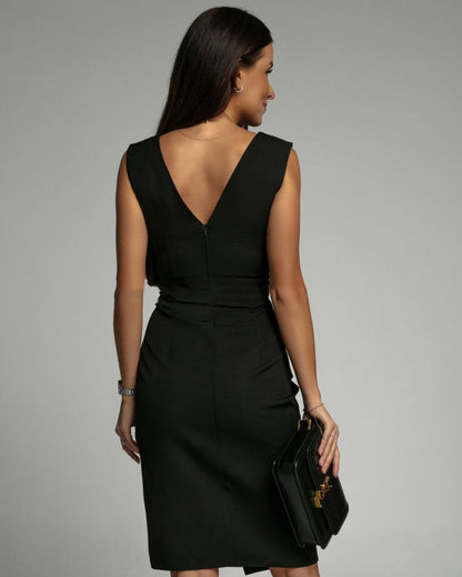 Figurbetontes V-Ausschnitt-Kleid mit Seitenschlitz | Ideal für Frühling und Sommer