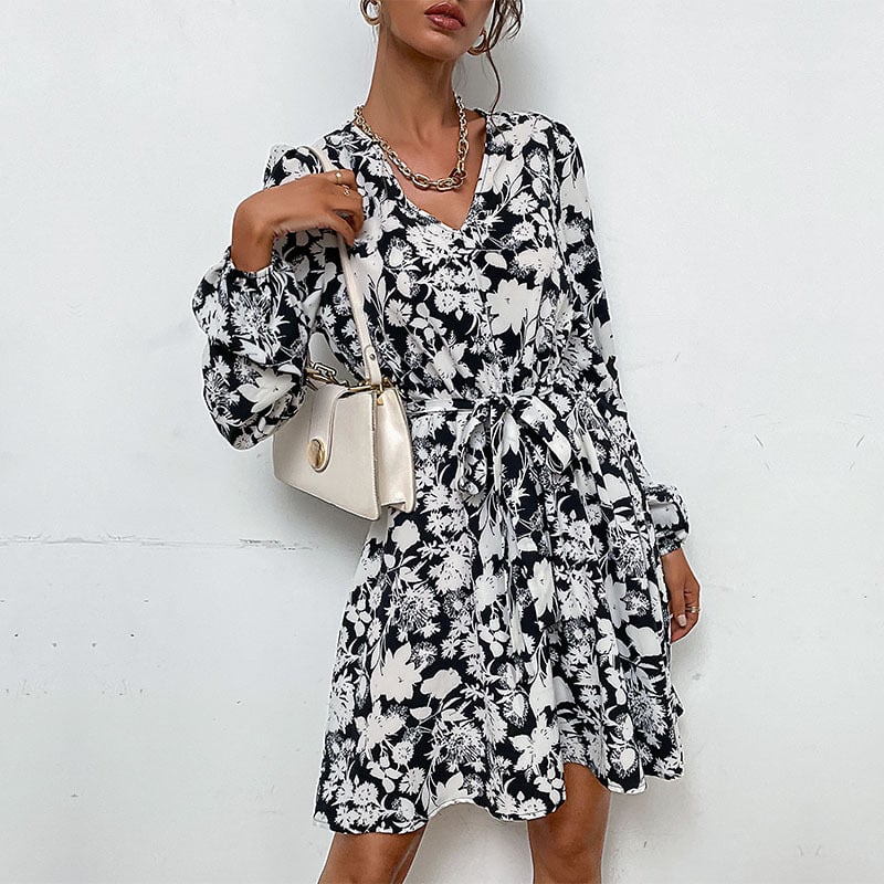 Bedrucktes V-Ausschnitt A-Linien Kleid mit Schnürung | Ideal für Frühling und Herbst