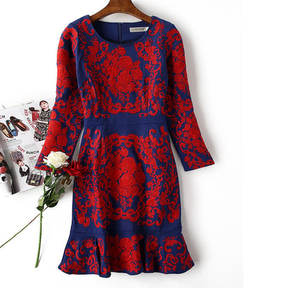 Wickel-Midikleid mit Fischschwanzsaum aus Baumwollmischung | Ideal für Frühling und Herbst