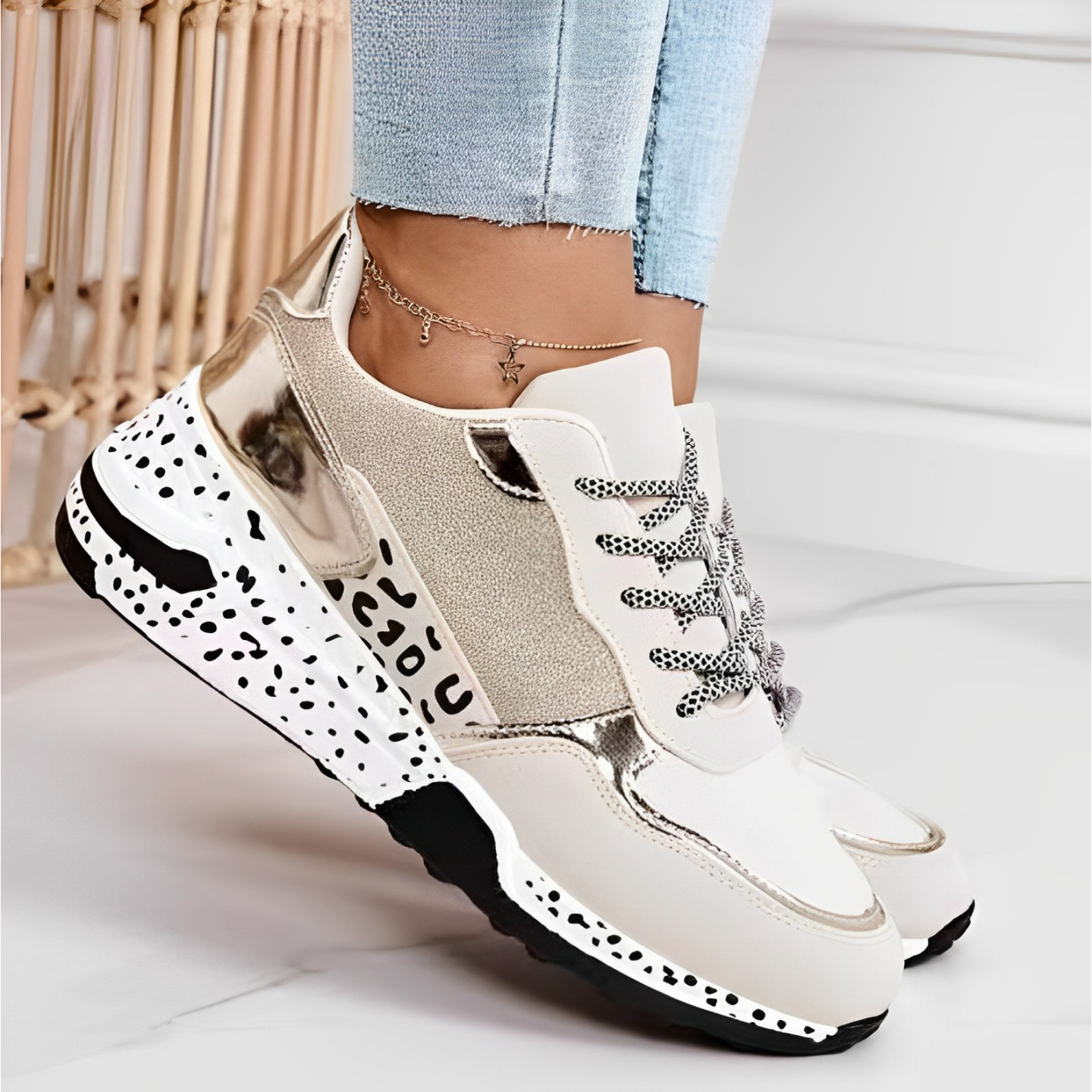 Leichte, atmungsaktive Sportschuhe mit gepolsterter Sohle