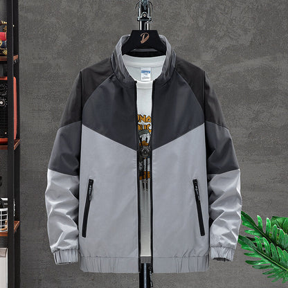Slim-Fit Polyesterjacke mit Regulären Ärmeln und Geradem Saum | Ideal für Frühling und Herbst