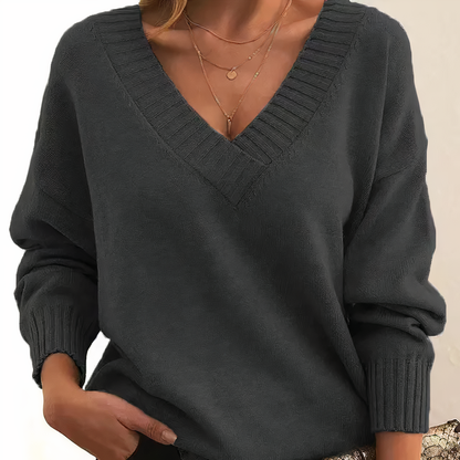 Weicher Strickpullover mit V-Ausschnitt