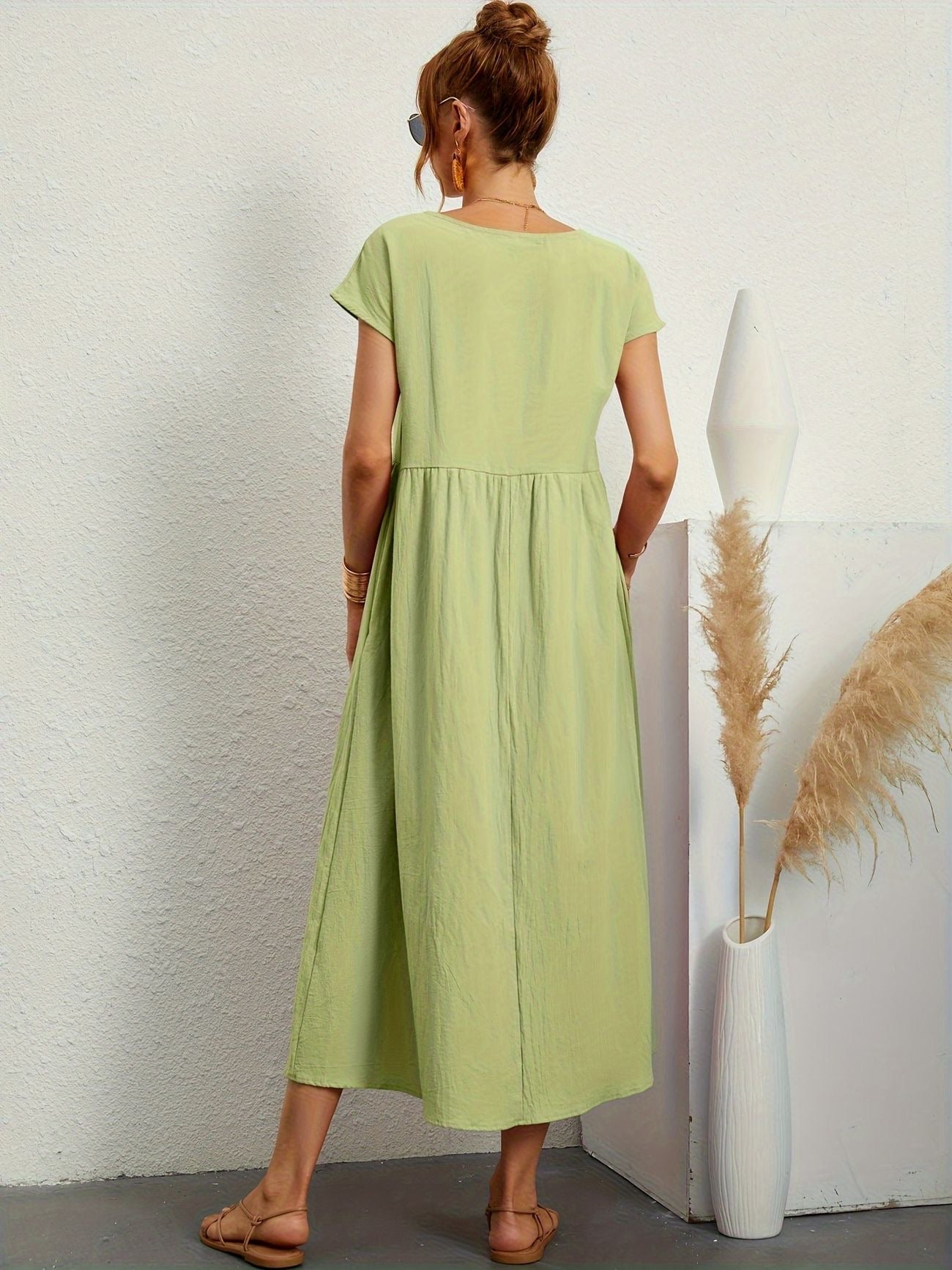 Midi-Kleid mit Eleganter Passform und Weichem Stoff | Ideal für Frühling und Sommer