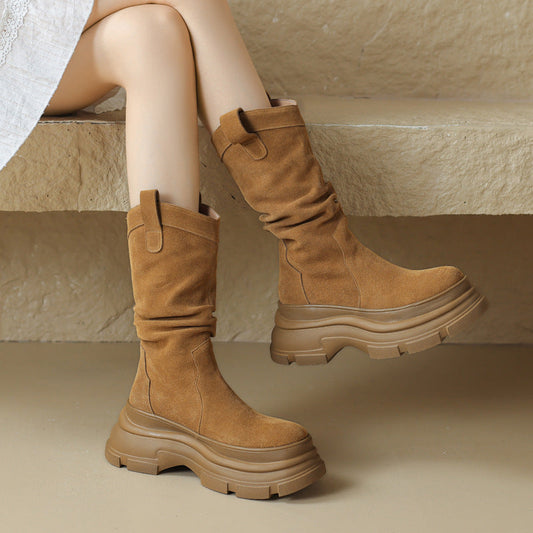 Stiefel aus Wildleder mit dicker Sohle und runder Zehenform Ideal für den Winter