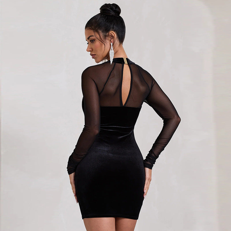 Langärmliges Kleid mit Mesh-Einsätzen und Hohldetails in Schwarz mit Hoher Taille | Ideal für Frühling und Herbst