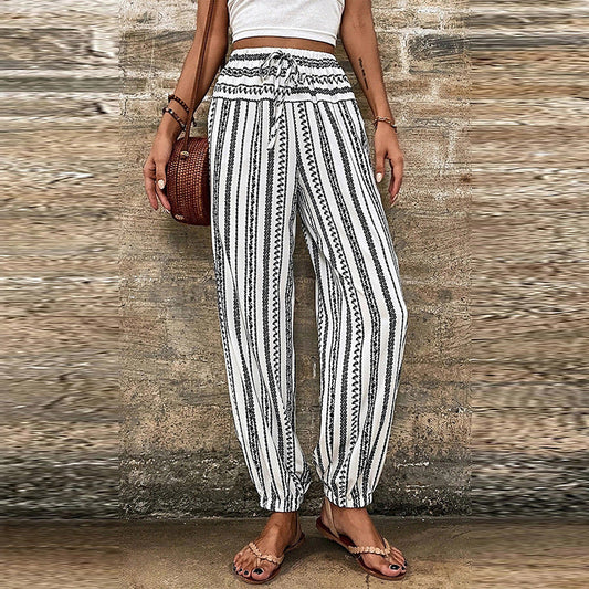 Gestreifter Blumenmuster Hochtaillen-Jumpsuit | Ideal für den Sommer