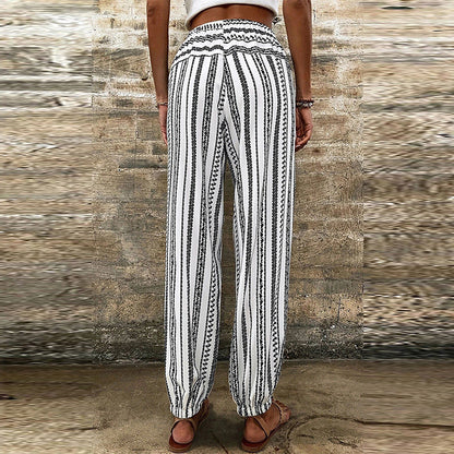 Gestreifter Blumenmuster Hochtaillen-Jumpsuit | Ideal für den Sommer