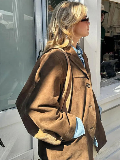 Braune Wildlederjacke mit Klassischem Schnitt und Weichem Finish | Ideal für Frühling und Herbst