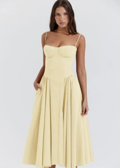 Schulterfreies Midikleid mit fließendem Stoff | Perfekt für Frühling und Sommer