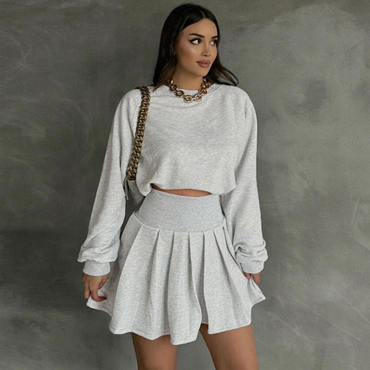 Strickpullover mit Langarm und Plissiertem Rock Zweiteiler | Ideal für den Herbst