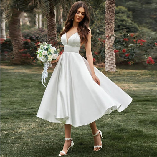 V-Ausschnitt Ärmelloses Langes Slipkleid mit Hoher Taille | Ideal für den Sommer