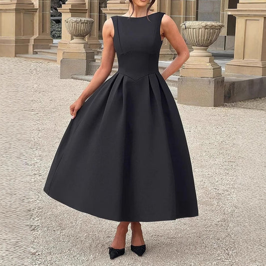 Ärmelloses Asymmetrisches Maxikleid mit Cut-Outs und Hoher Taille in Schwarz oder Rosa | Ideal für den Sommer