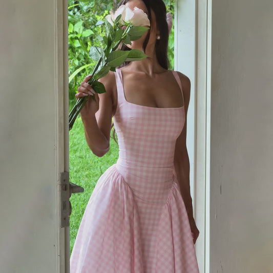 Gestreiftes Kariertes Trägerkleid mit Kontrastfarbe | Ideal für Frühling und Sommer