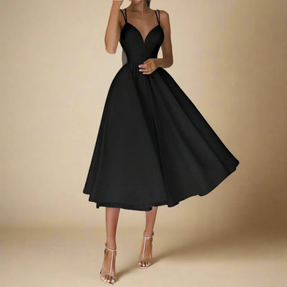 Ärmelloses V-Ausschnitt-Kleid mit zarten Trägern | Ideal für den Sommer