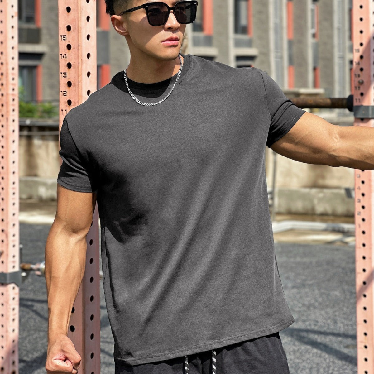 Baumwoll-Sportshirt mit Loose Fit und kurzen Ärmeln | Ideal für den Sommer