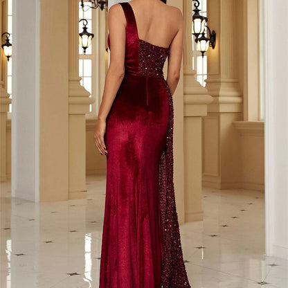 Trägerloses Abendkleid mit Fließender Silhouette | Ideal für Frühling und Sommer