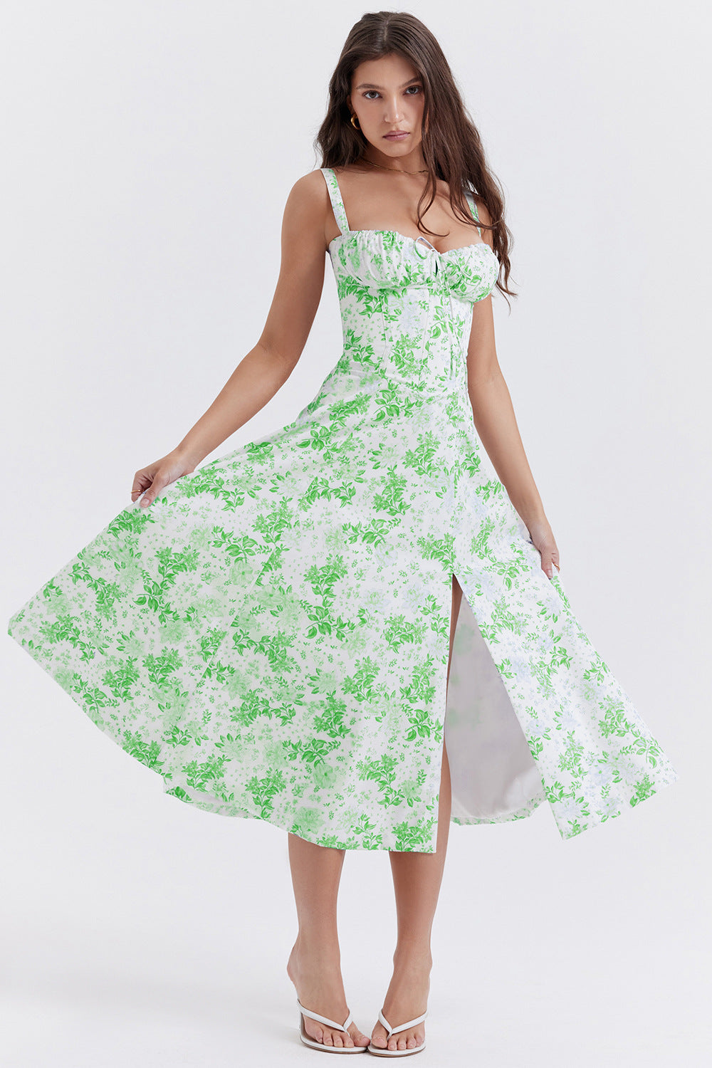 Blumengemustertes Damenkleid mit Riemen I Ideal für Frühling und Sommer